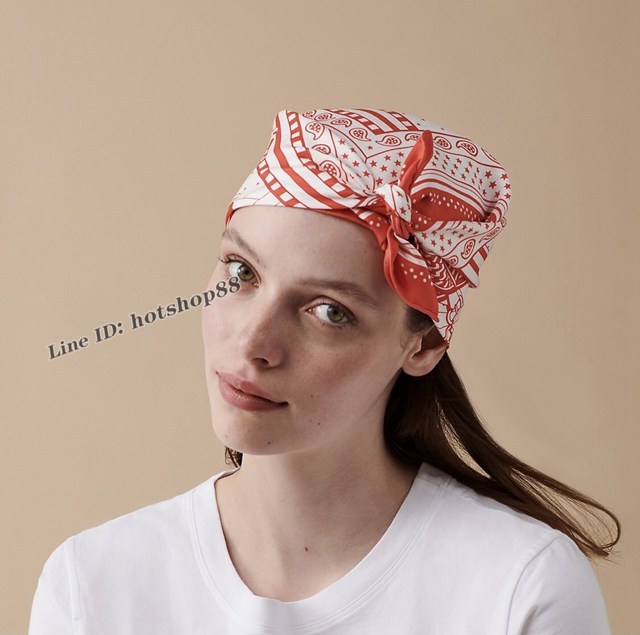 Hermes專櫃新款愛馬仕斜紋真絲曲折鞍帶90cm真絲方巾 mmyj1569